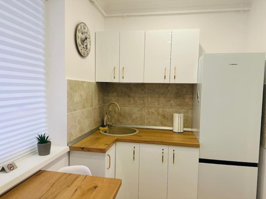 Cozyapartment14 Rosu Ngoại thất bức ảnh
